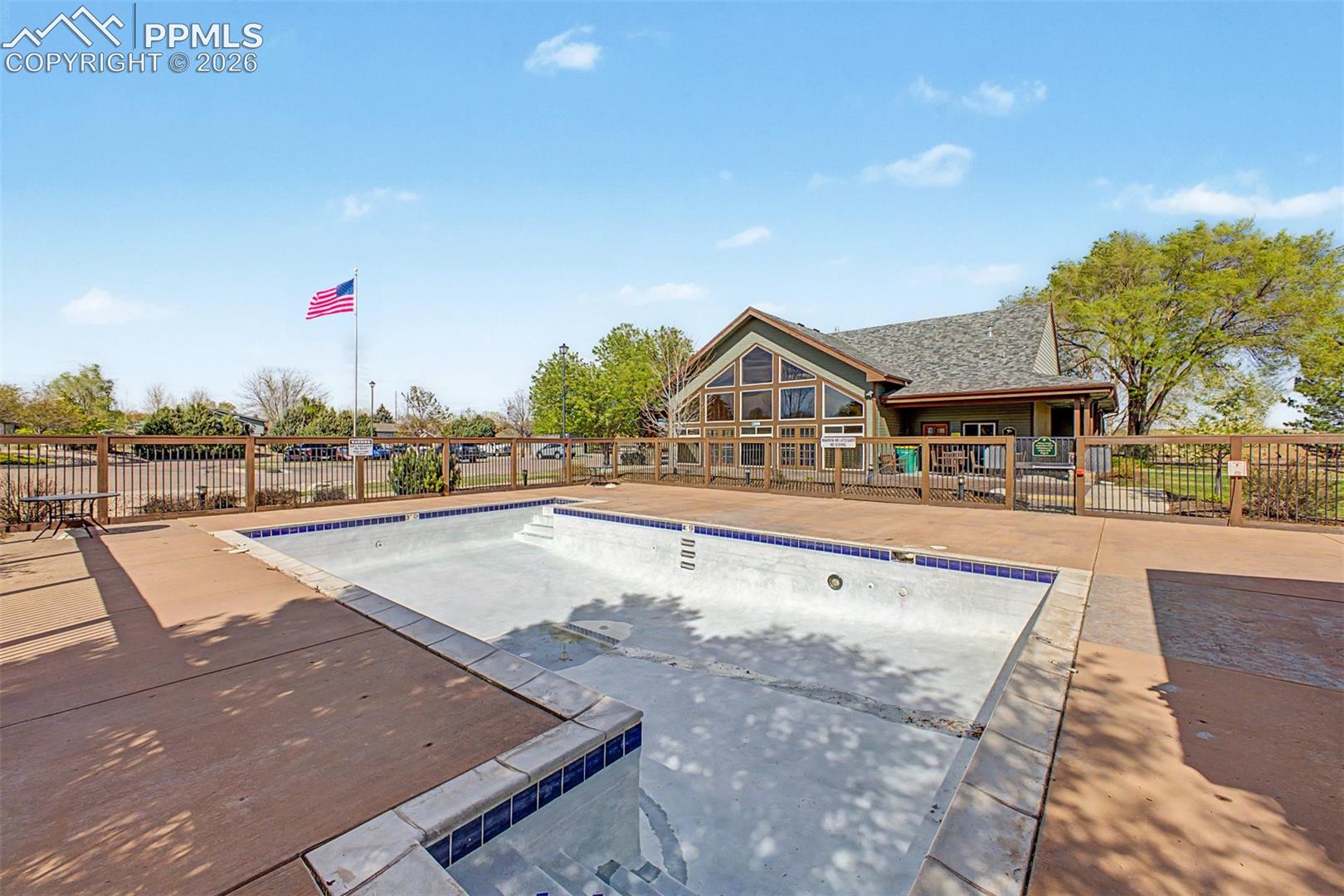 4687 Pine Marten Point