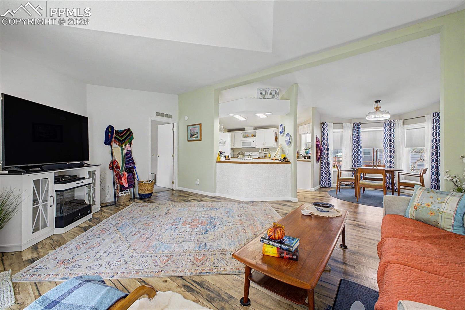 4687 Pine Marten Point