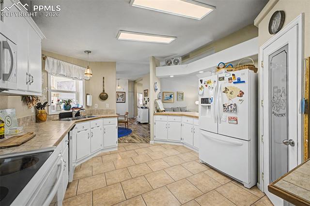 4687 Pine Marten Point
