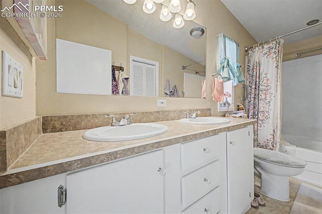 4687 Pine Marten Point