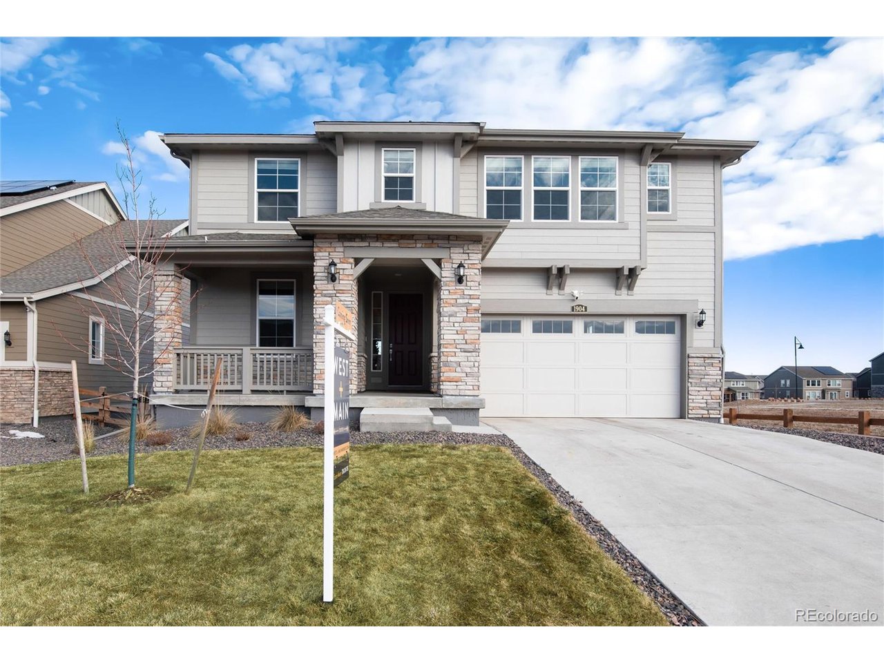 1904 Meagan Way