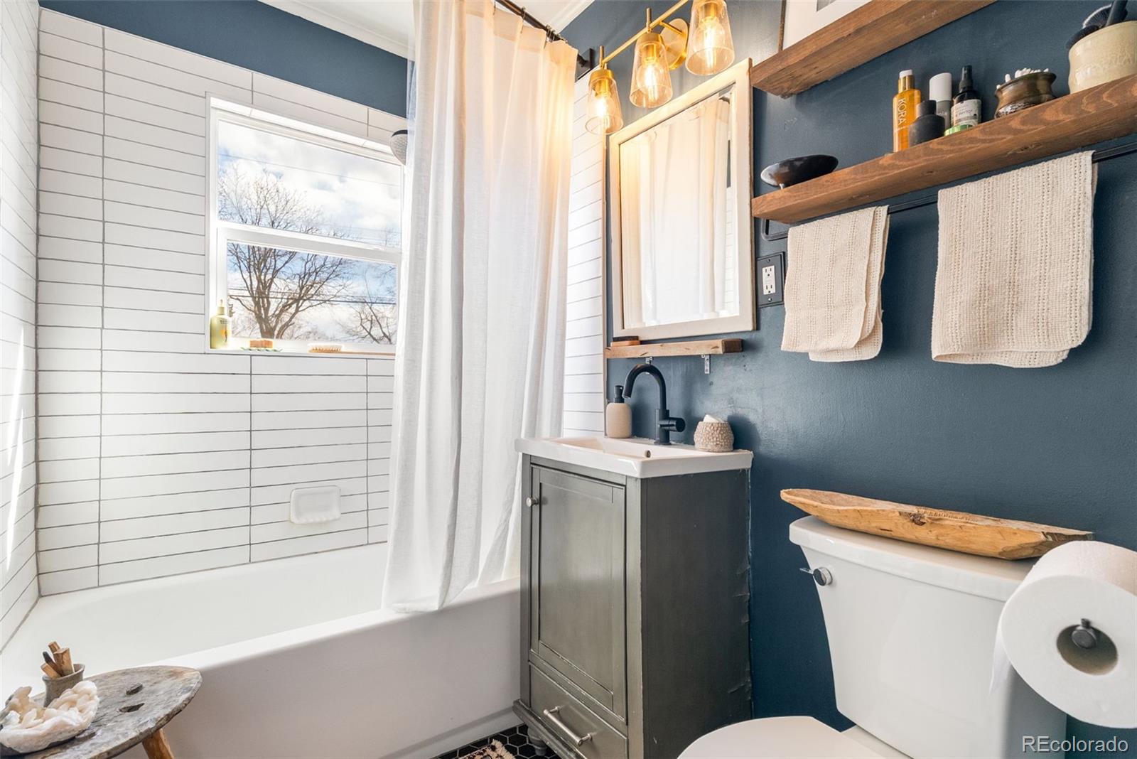 2240 S Irving Street