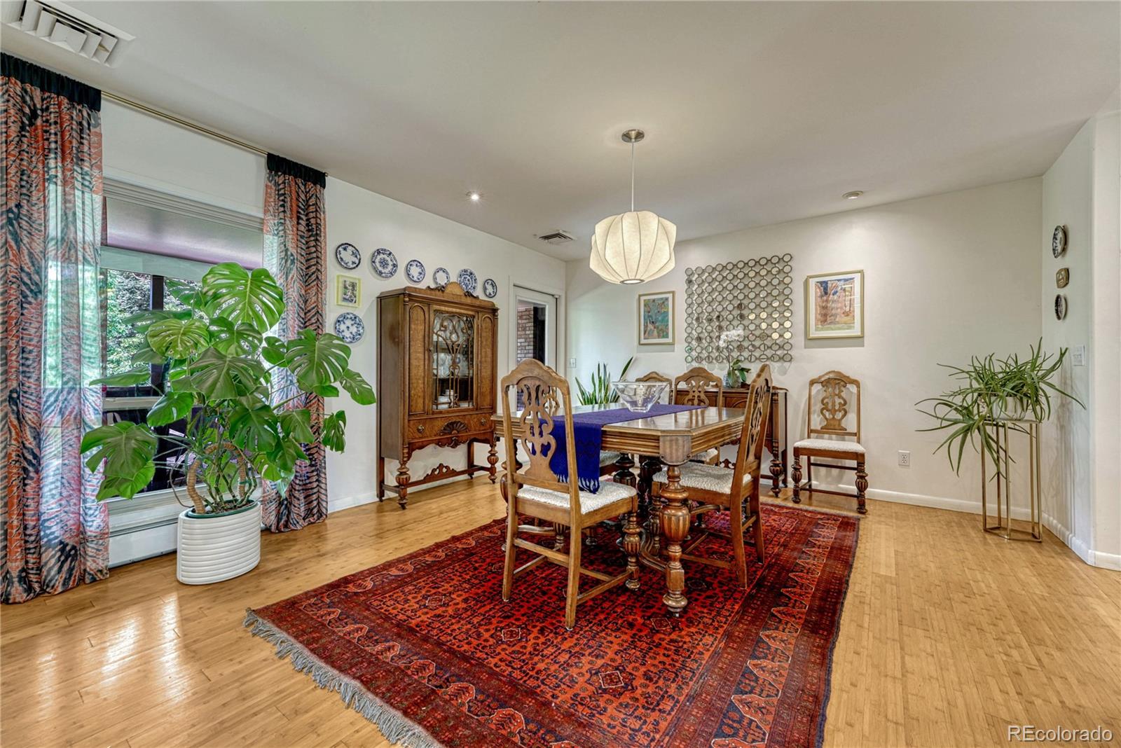 5 Hillside Drive
