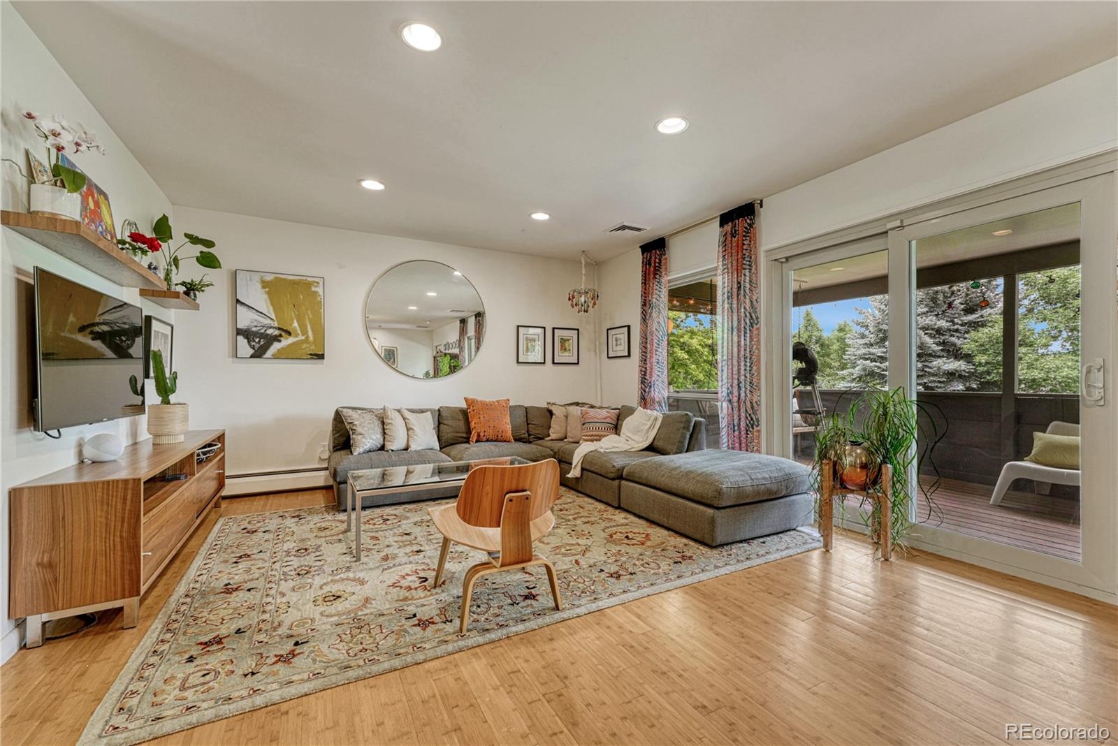 5 Hillside Drive