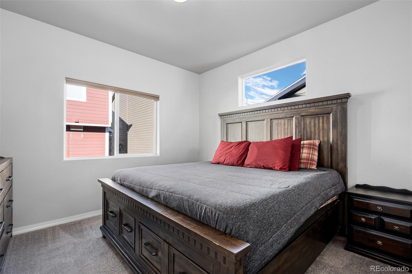 7410 Gorgeted Quail Grove