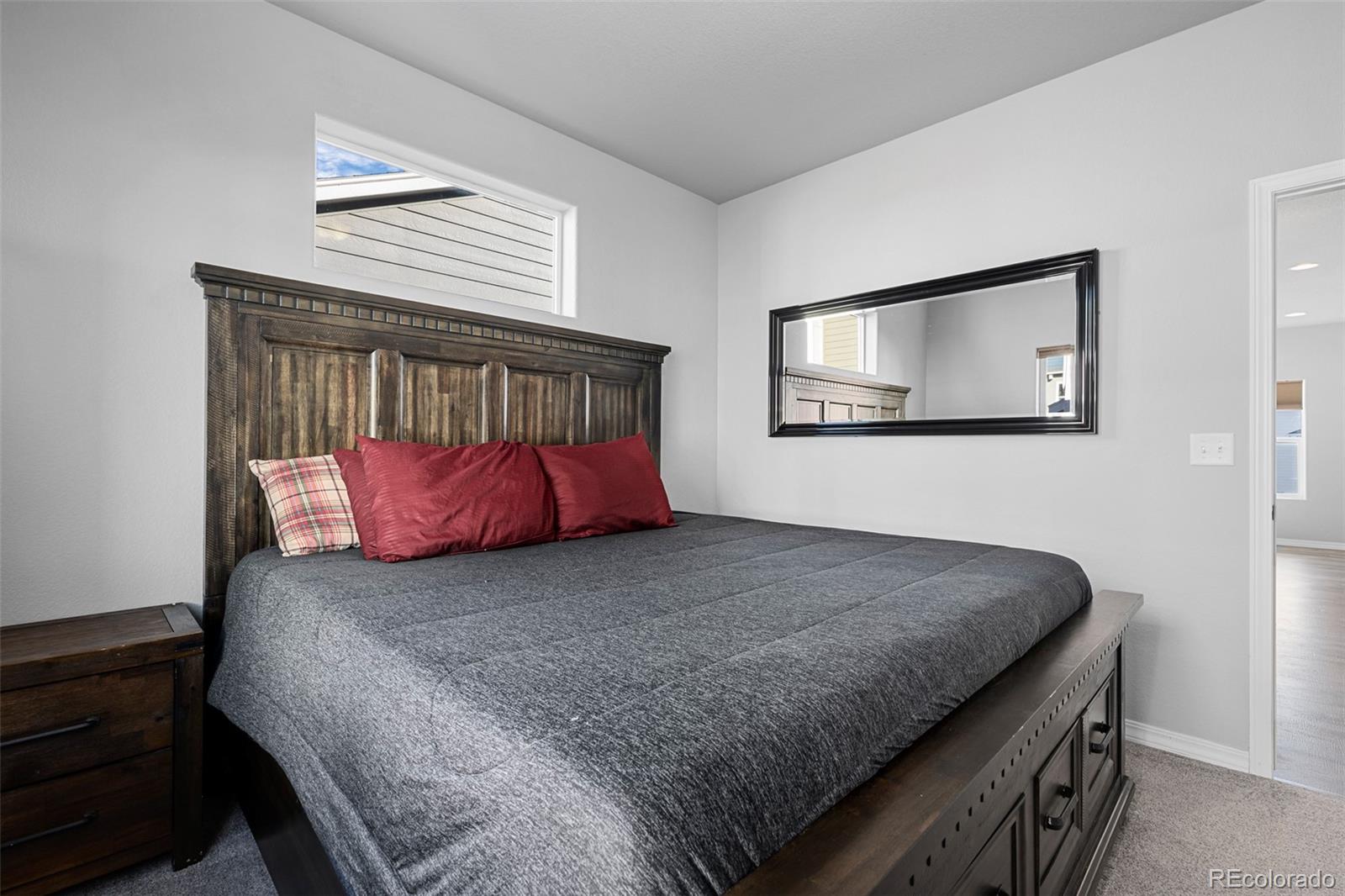 7410 Gorgeted Quail Grove