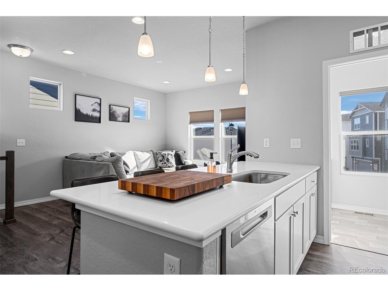 7410 Gorgeted Quail Grv