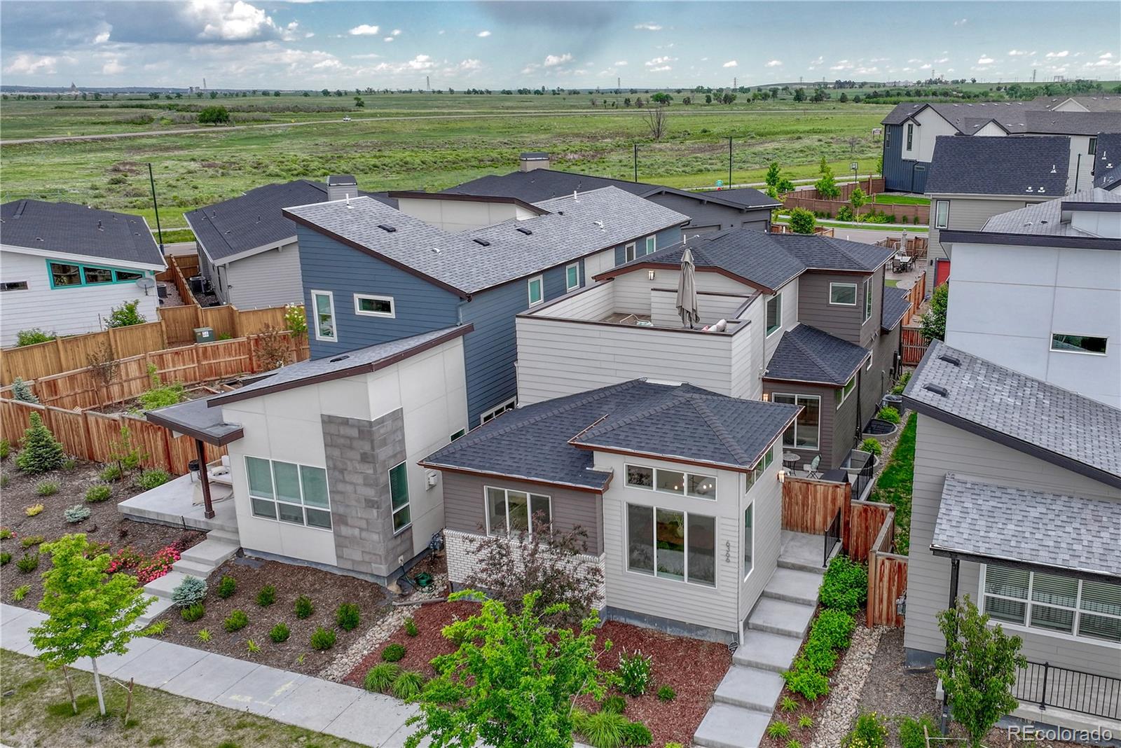 6366 N Emporia Street