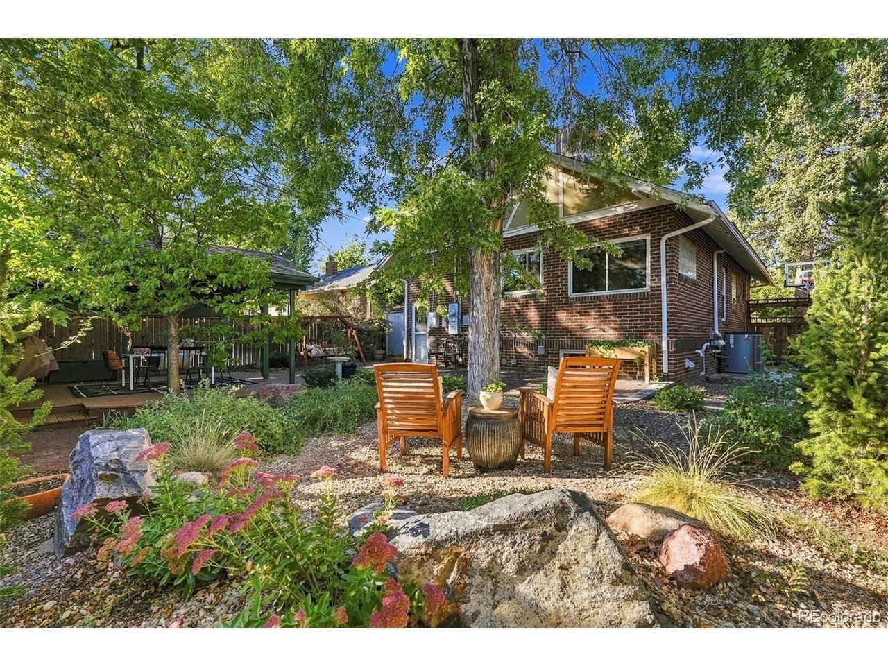 3162 W Denver Pl