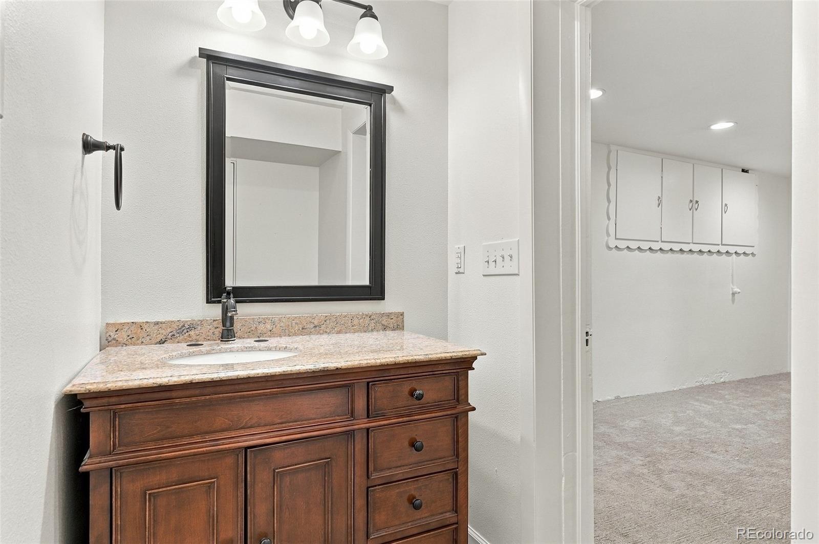 3162 W Denver Place