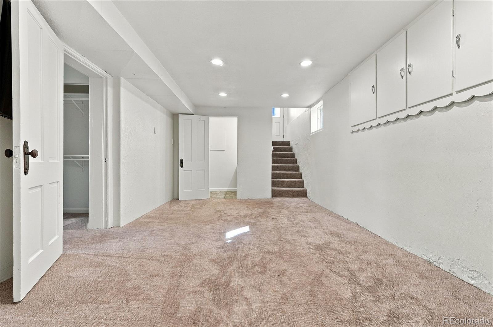 3162 W Denver Place