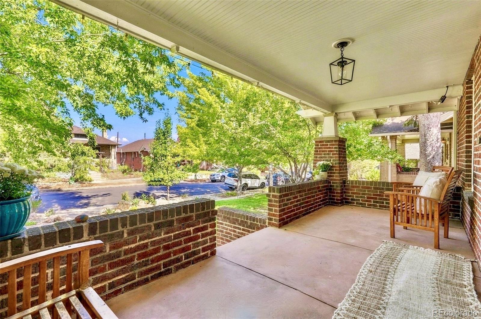 3162 W Denver Place