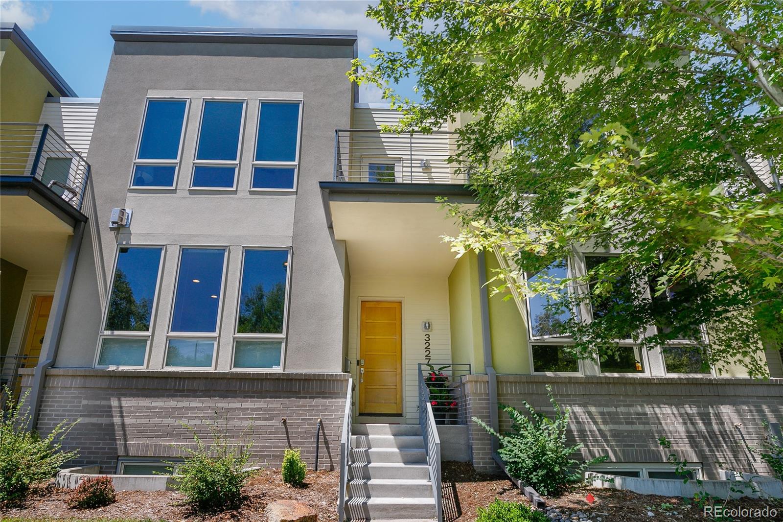 3227 Perry Street