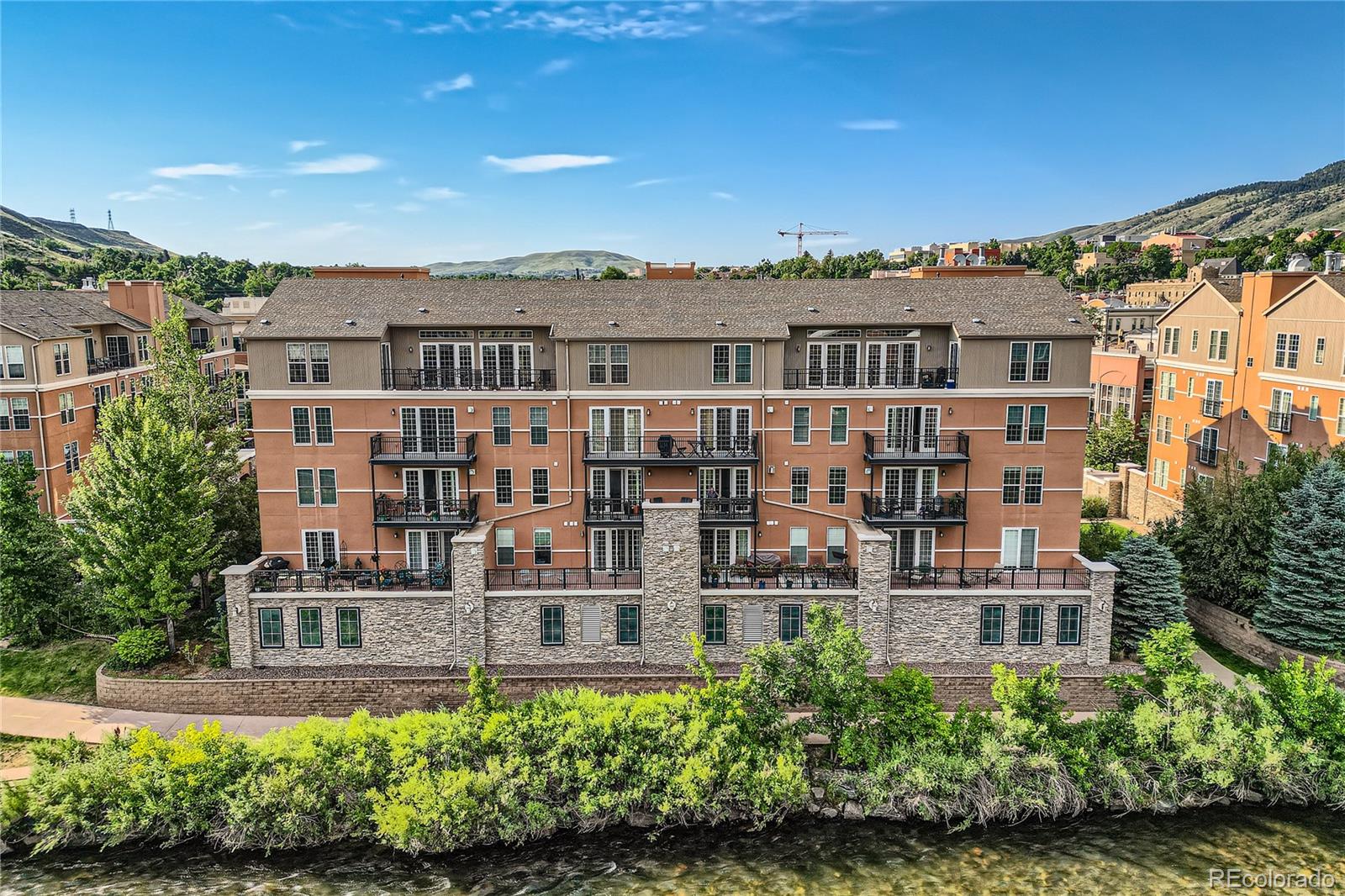 640 11th Street Unit: 305