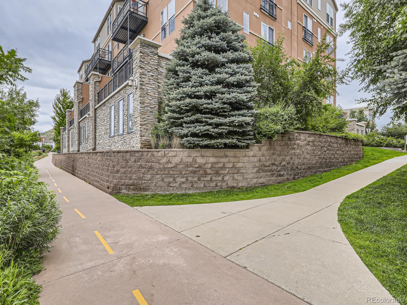 640 11th Street Unit: 305