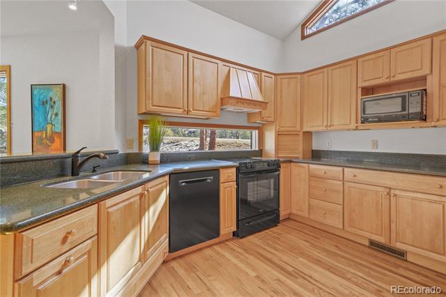1865 Foothills Drive S