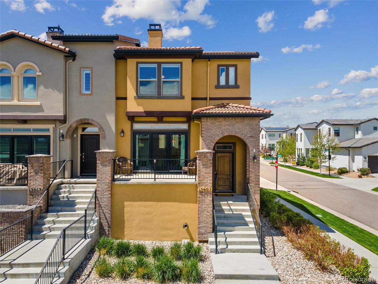 15605 W La Salle Ave