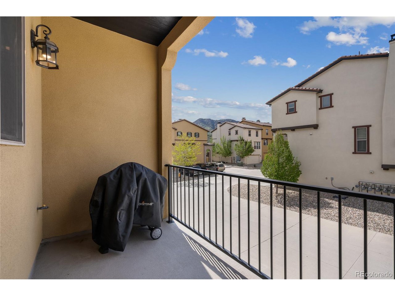 15605 W La Salle Ave