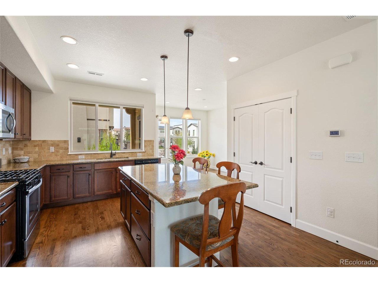 15605 W La Salle Ave