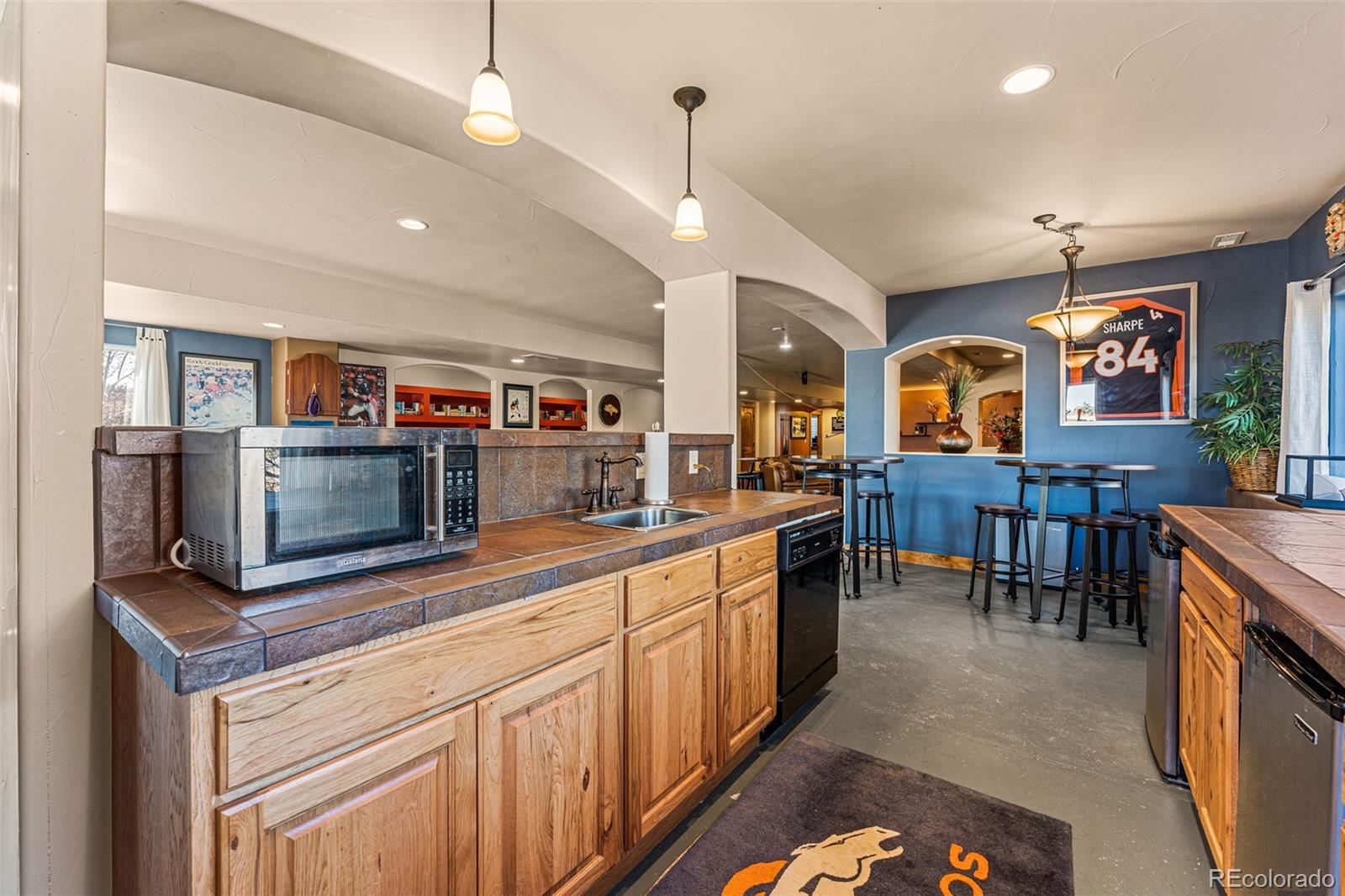 2225 Ventress Court