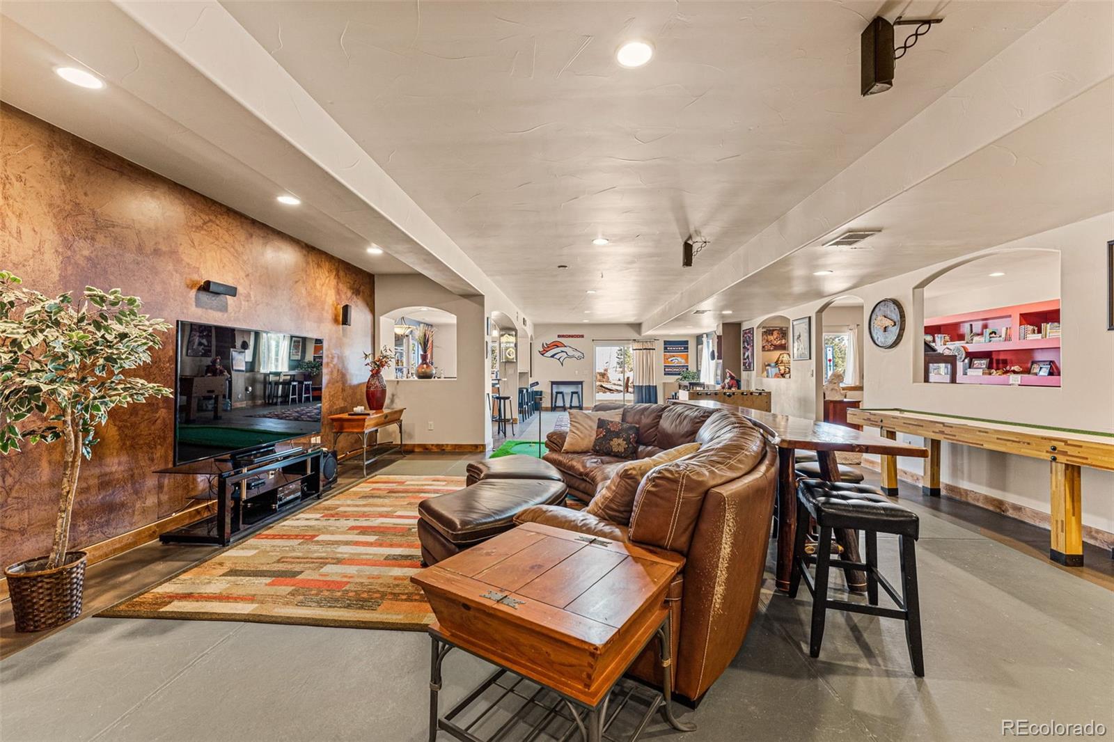 2225 Ventress Court