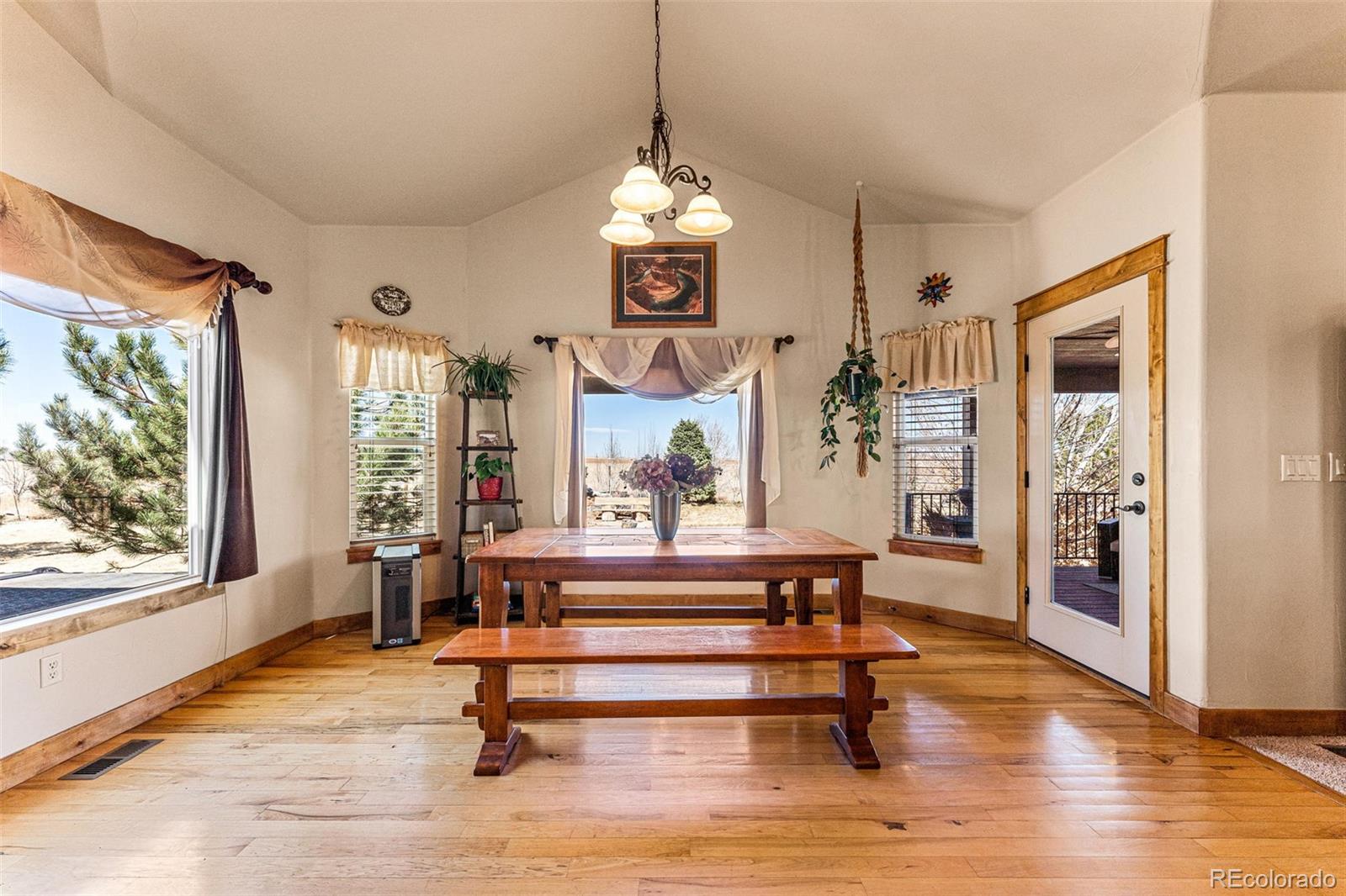 2225 Ventress Court