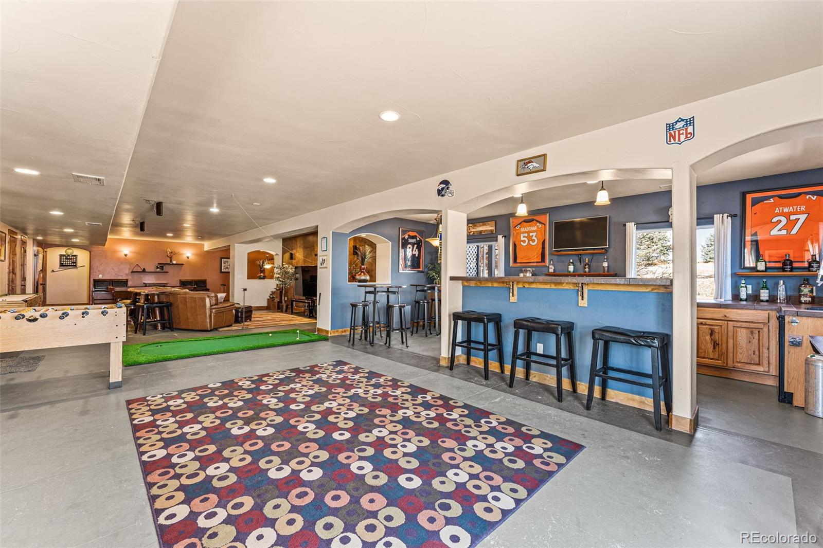 2225 Ventress Court