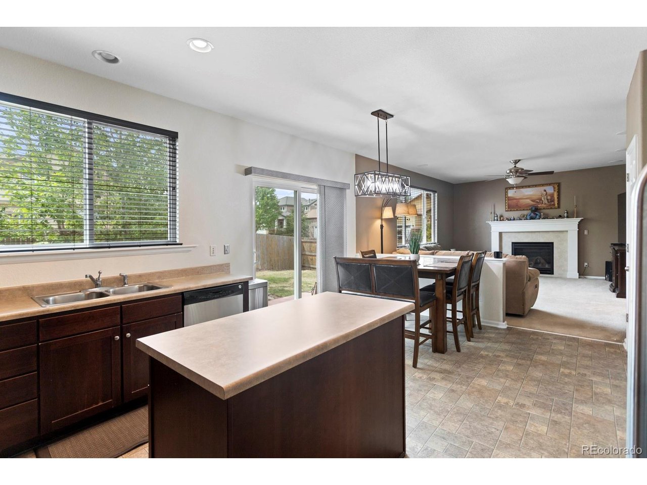 22264 E Kenyon Pl