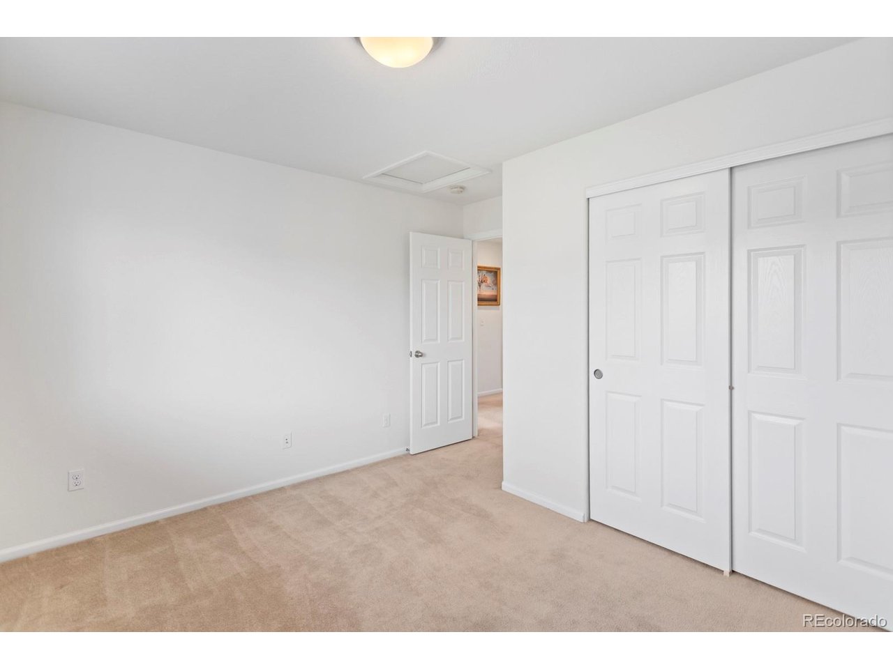 22264 E Kenyon Pl