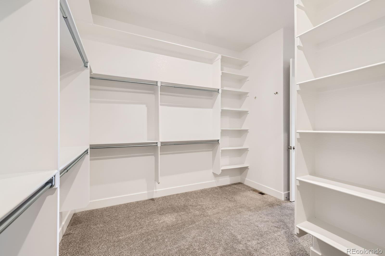 8778 S Quatar Street