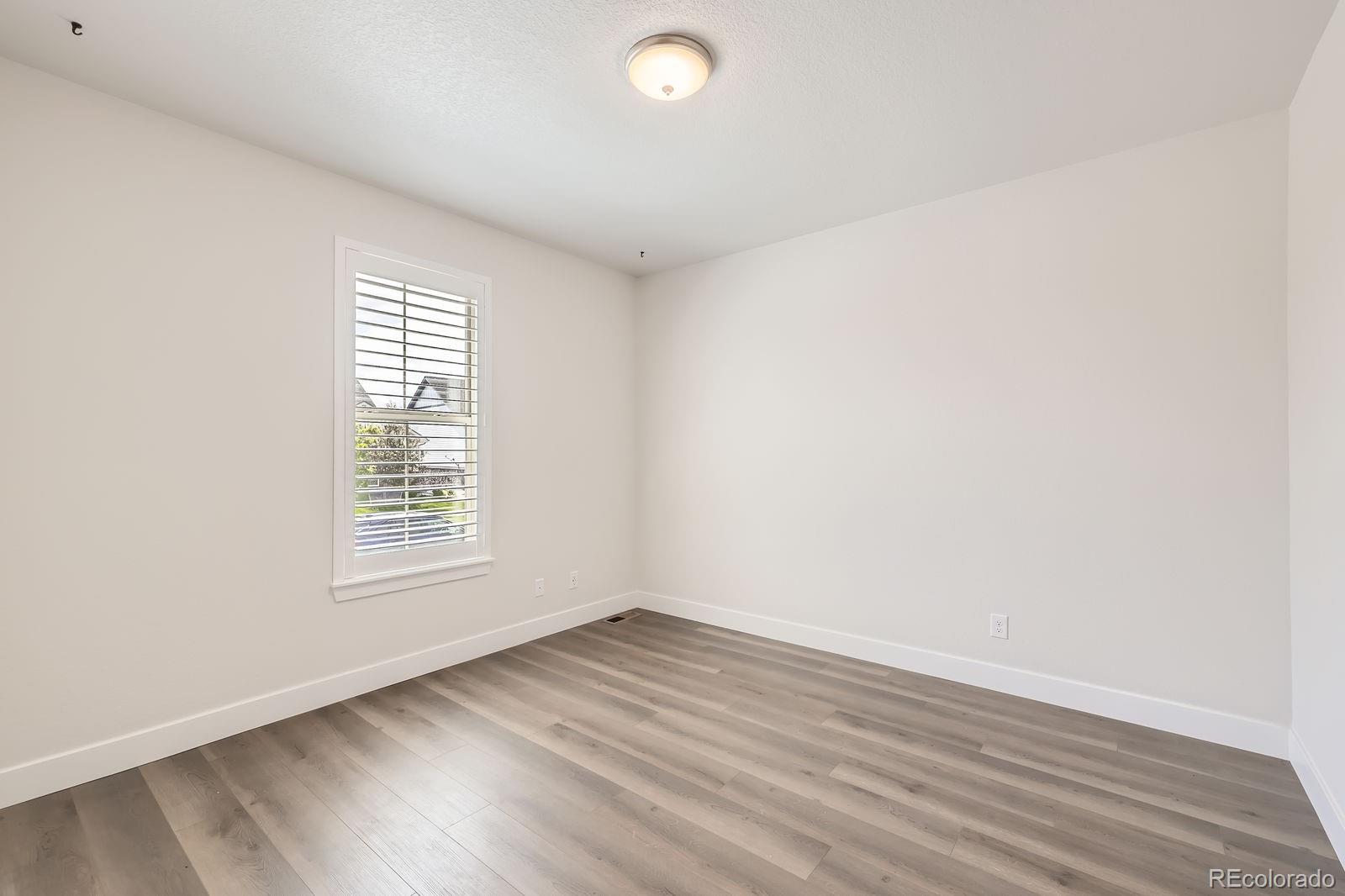 8778 S Quatar Street