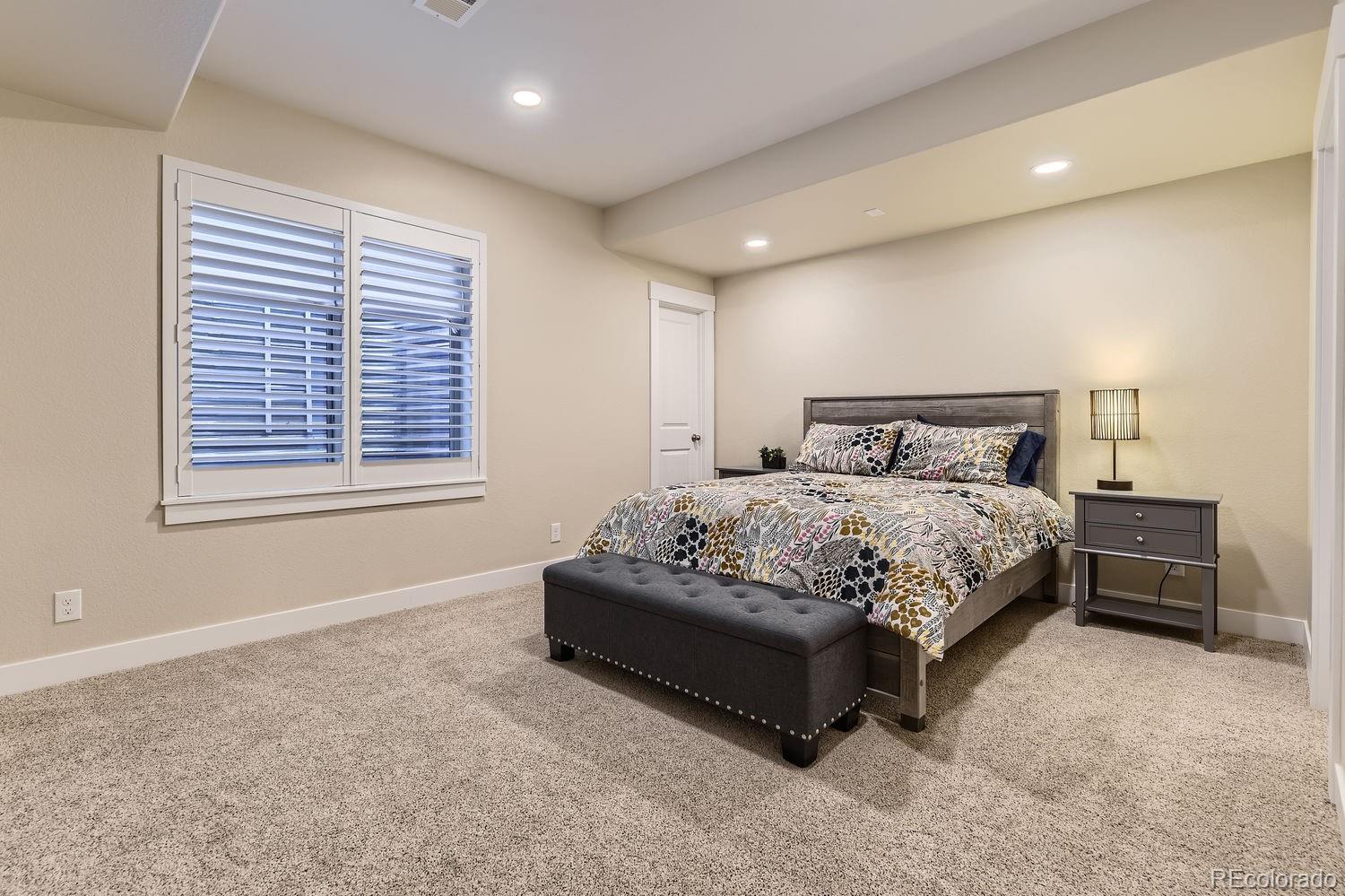 8778 S Quatar Street