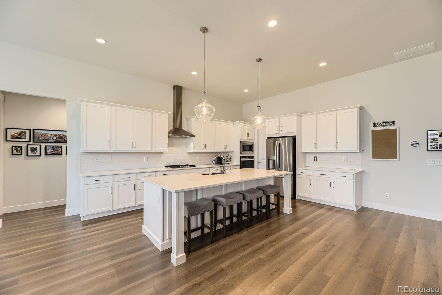 8778 S Quatar Street