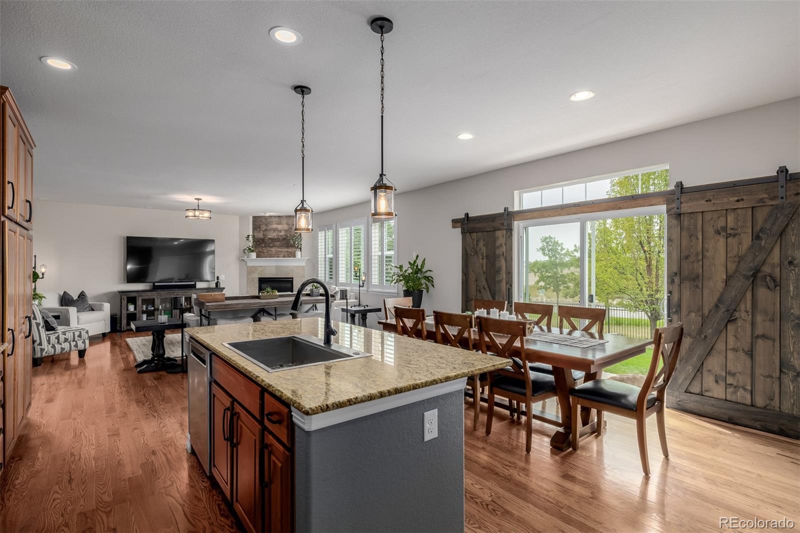 8295 S Country Club Parkway