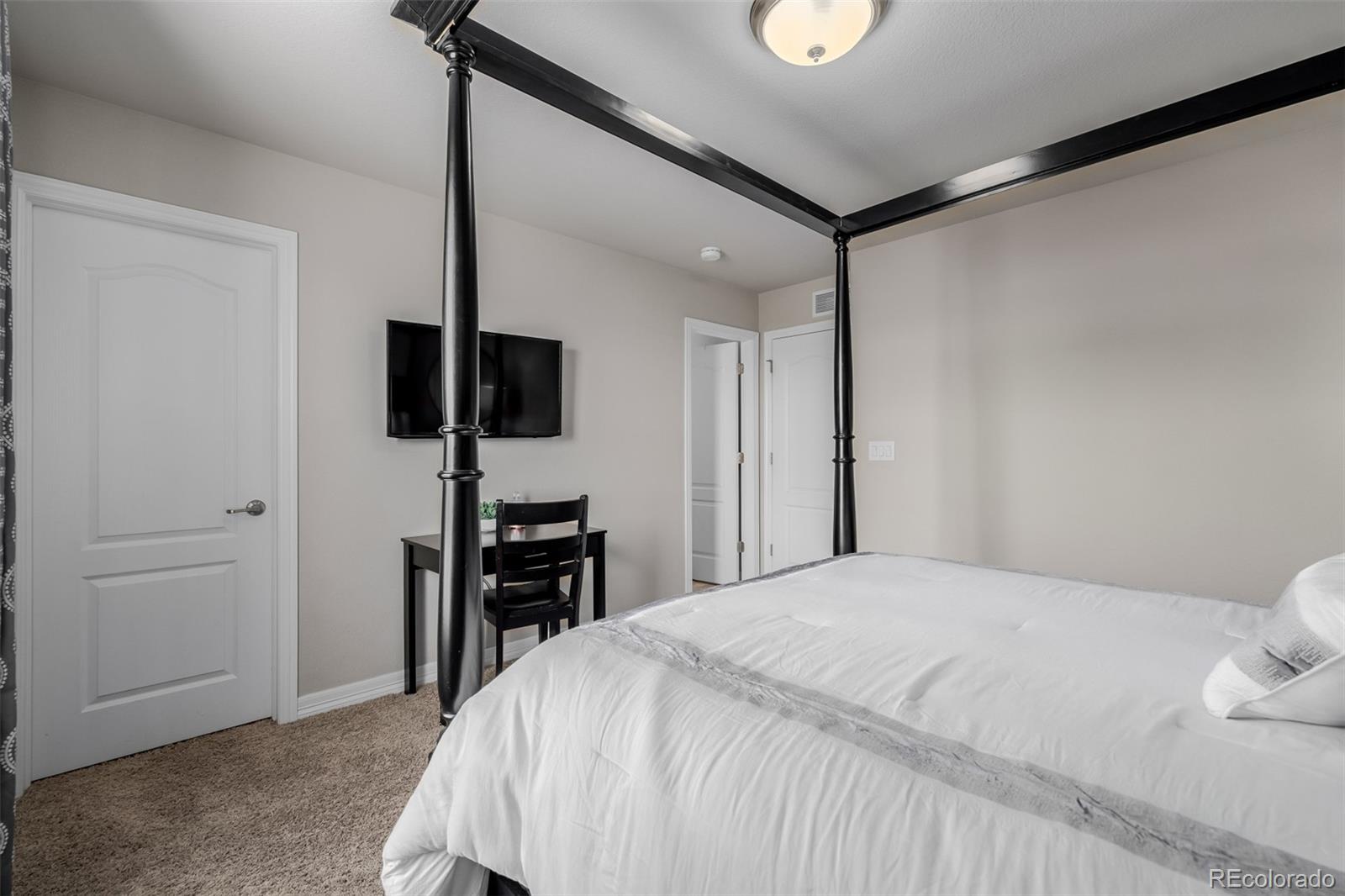 8295 S Country Club Parkway
