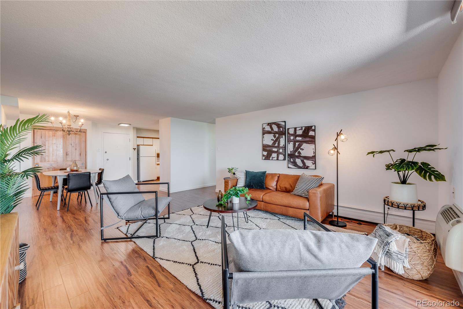 1029 E 8th Avenue Unit: 801