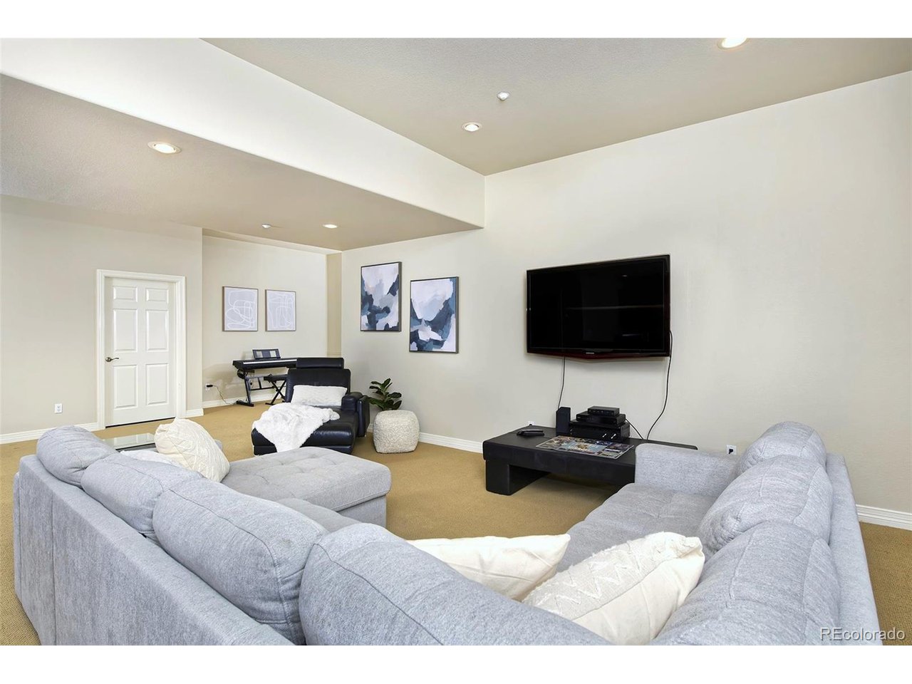 4532 Mirage Dr
