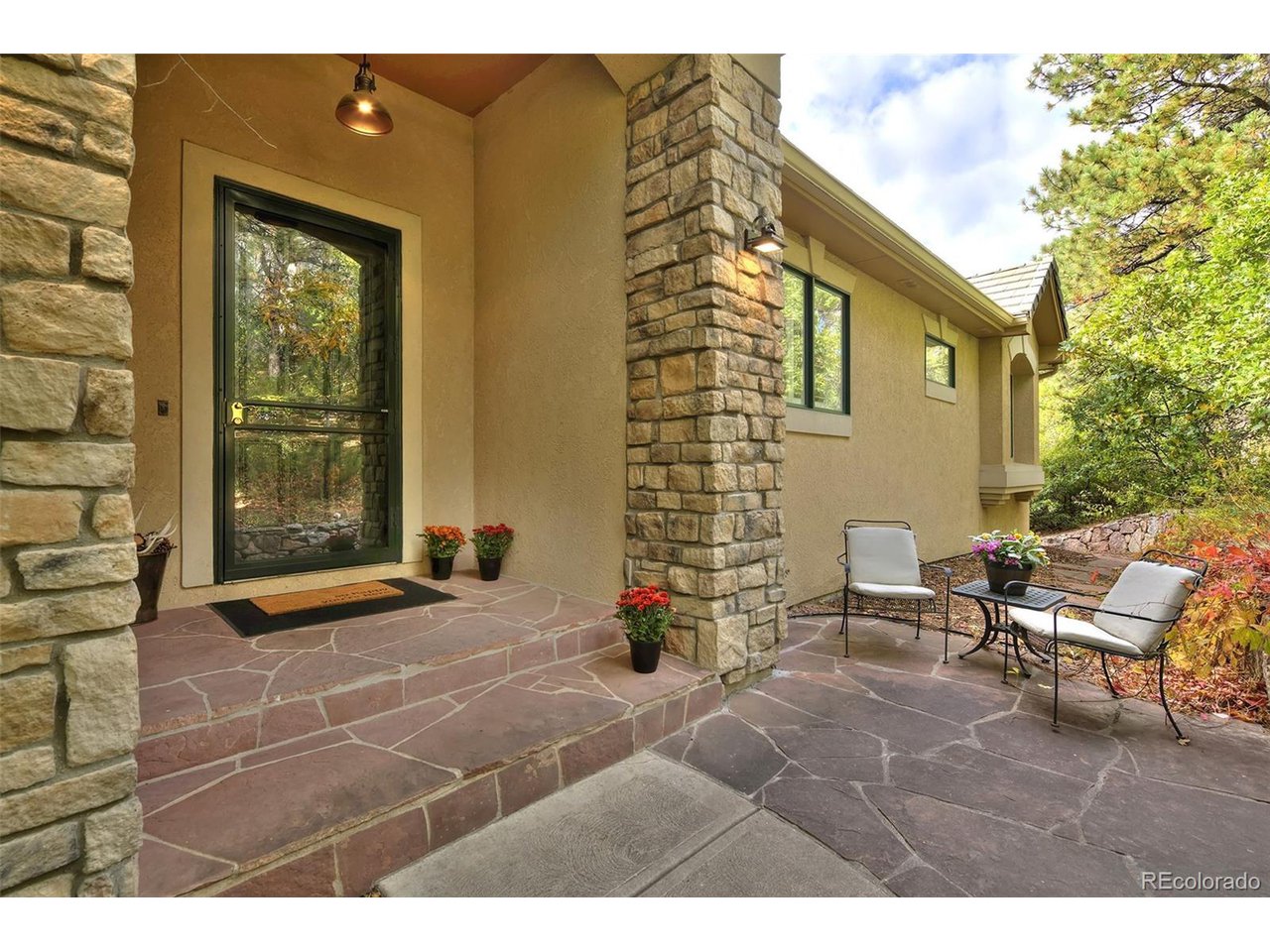 4532 Mirage Dr