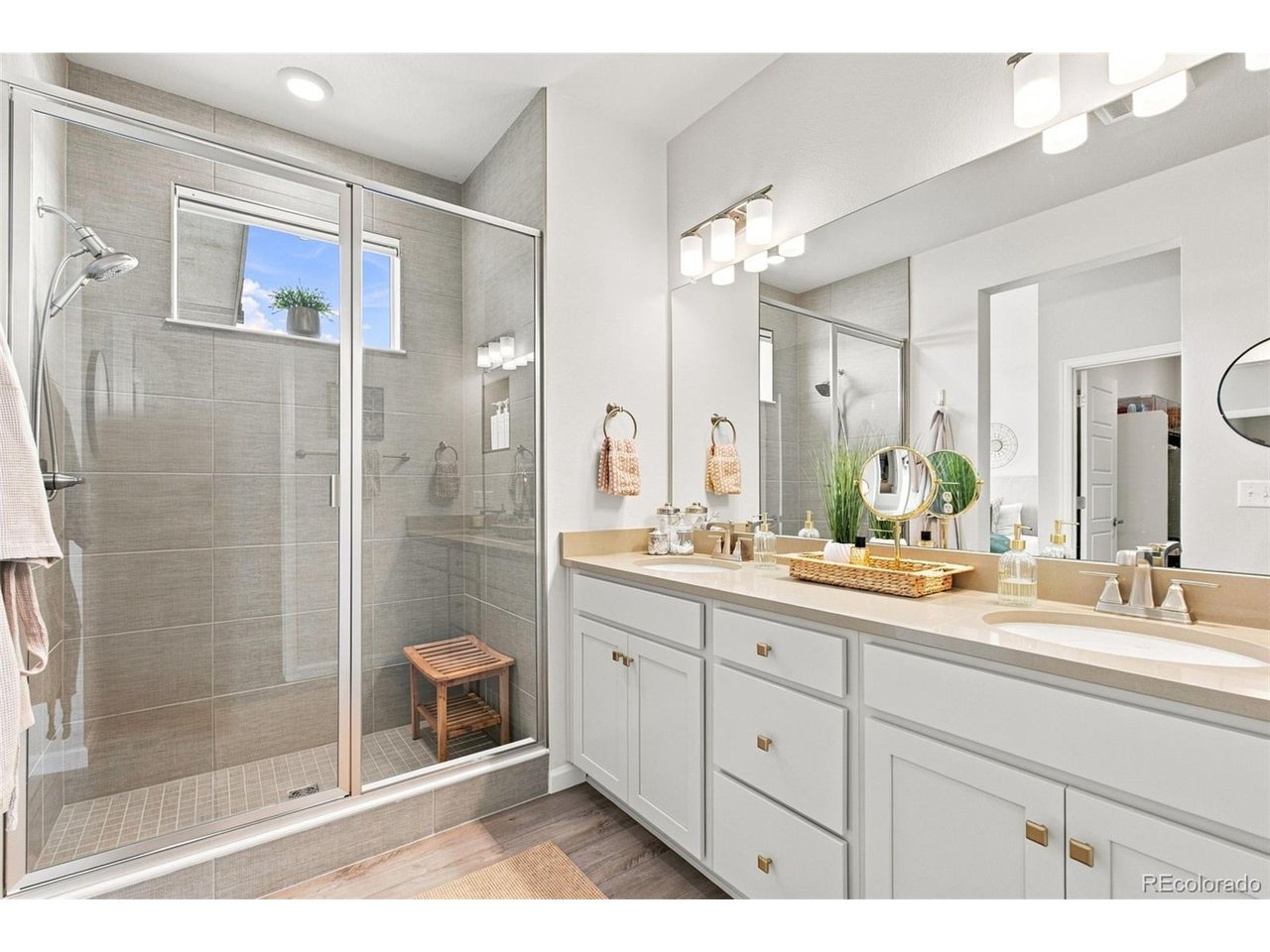 6850 Oak Canyon Cir