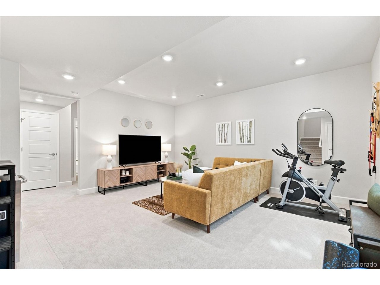 6850 Oak Canyon Cir