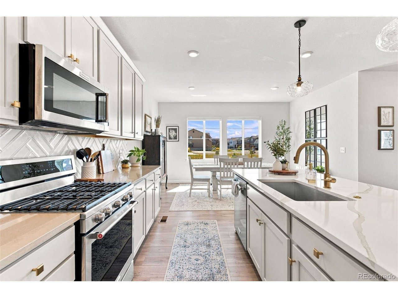 6850 Oak Canyon Cir