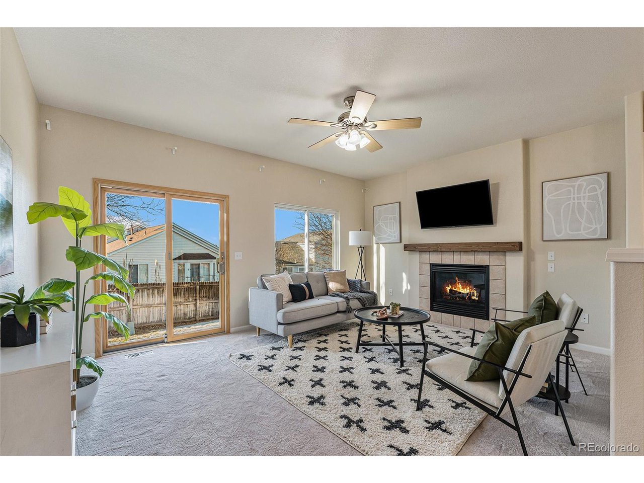 22463 E Dorado Dr