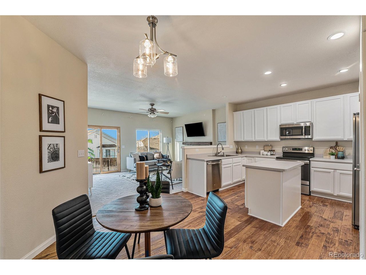 22463 E Dorado Dr