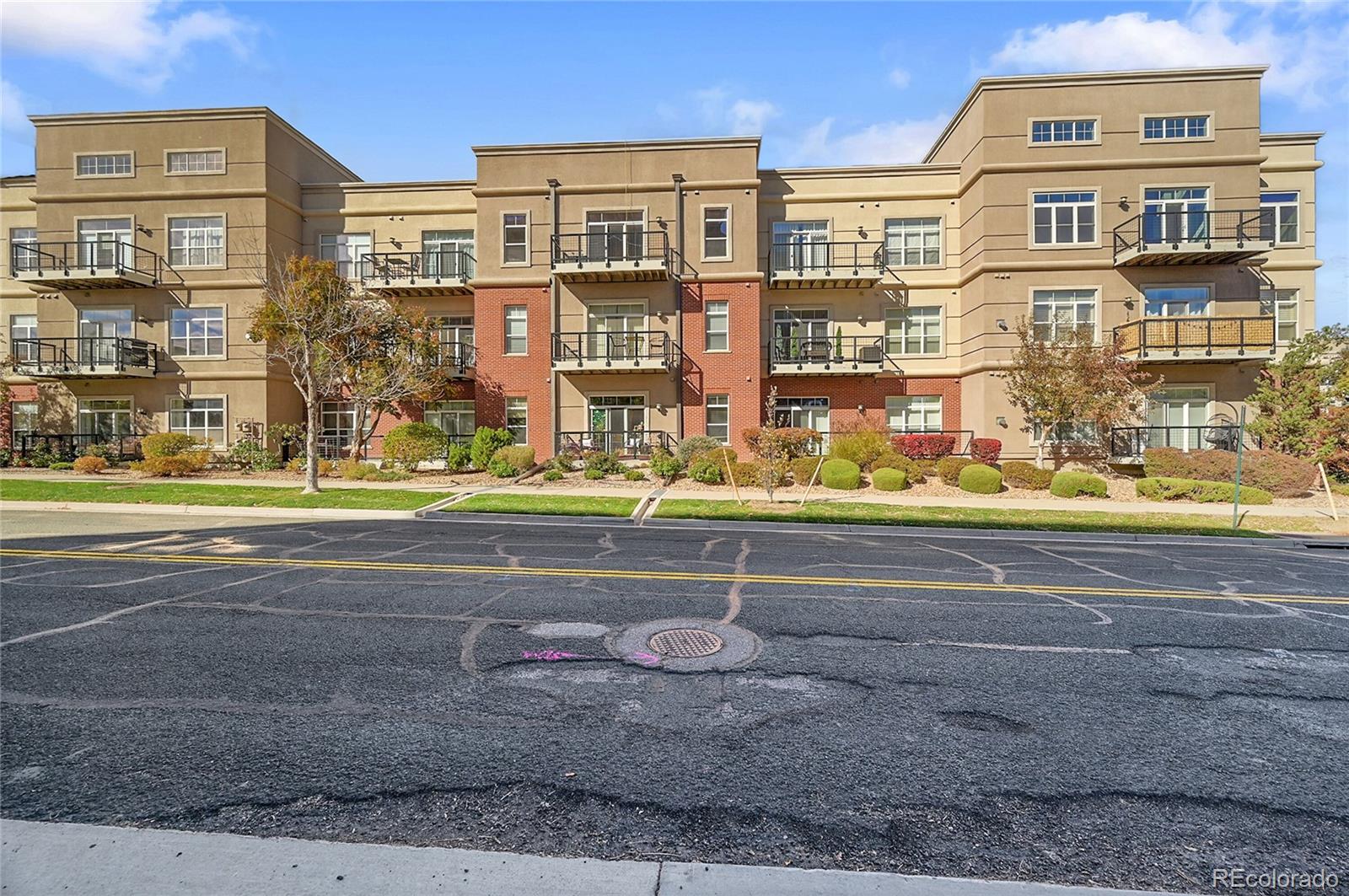 5677 S Park Place Unit: A202