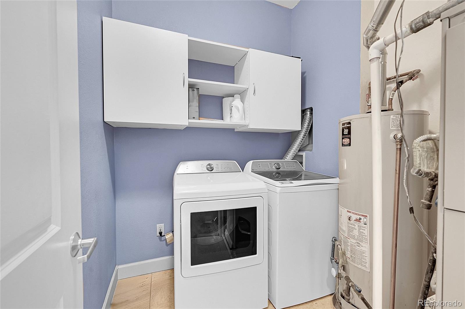 5677 S Park Place Unit: A202