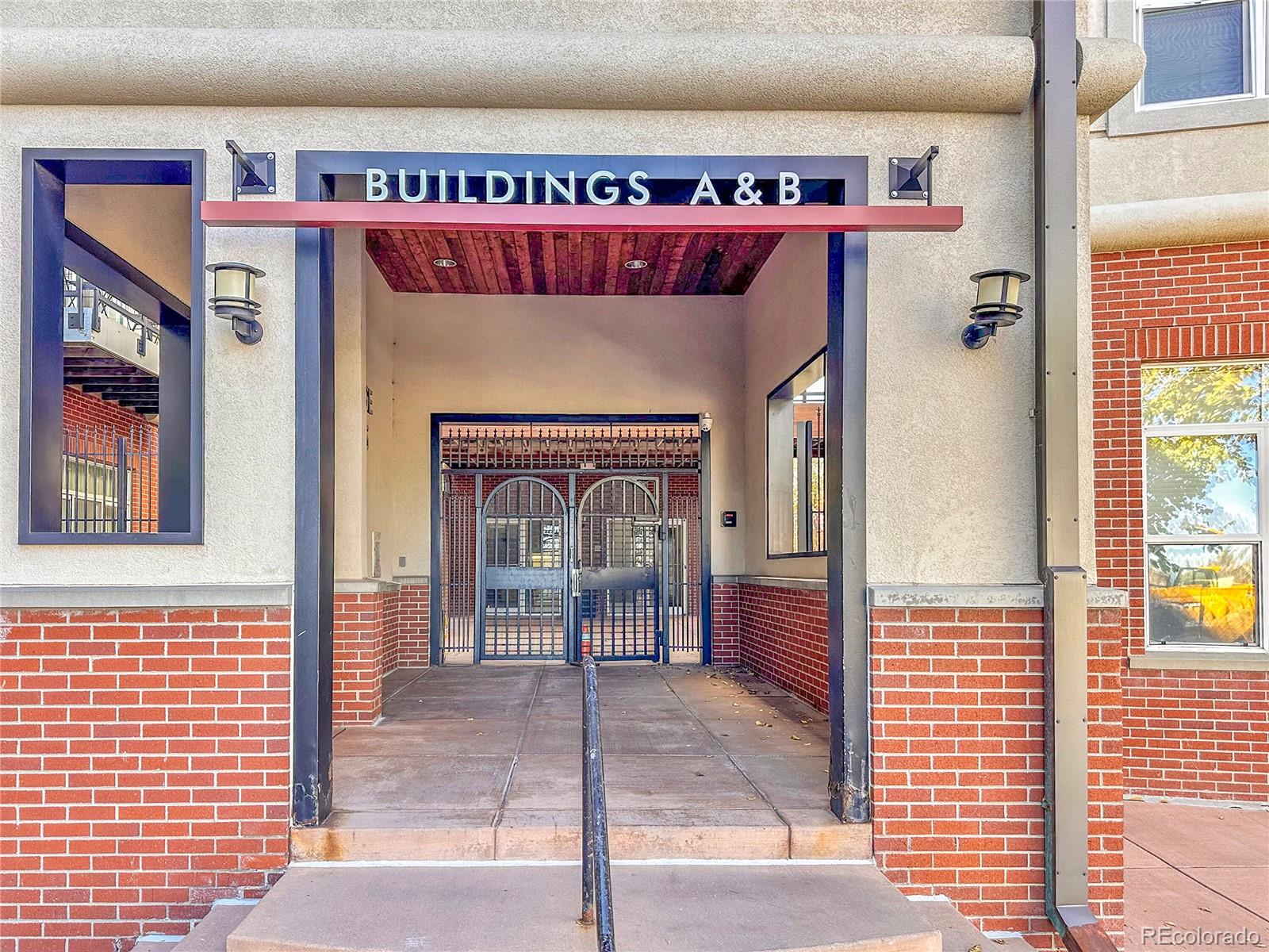 5677 S Park Place Unit: A202