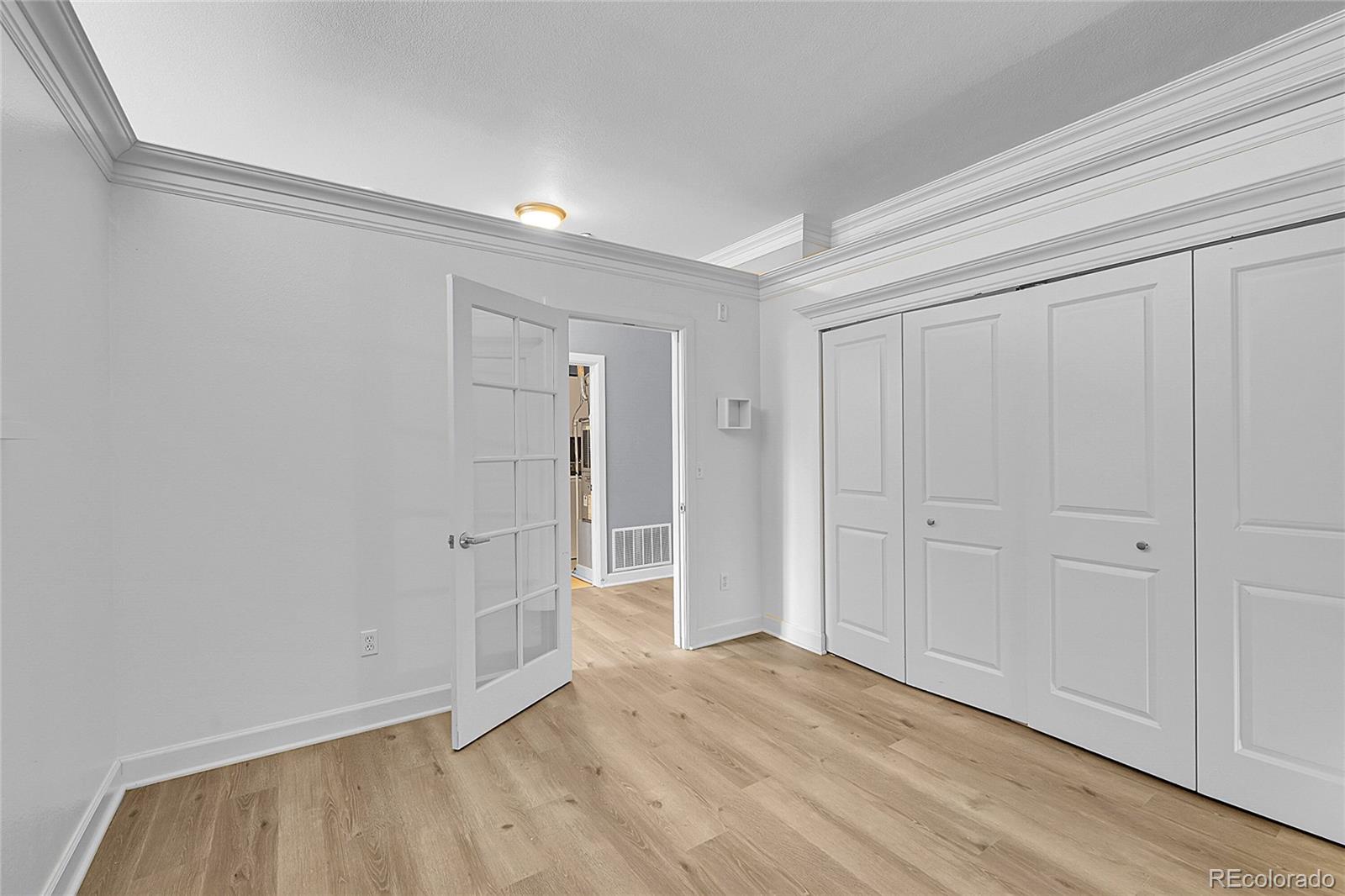 5677 S Park Place Unit: A202