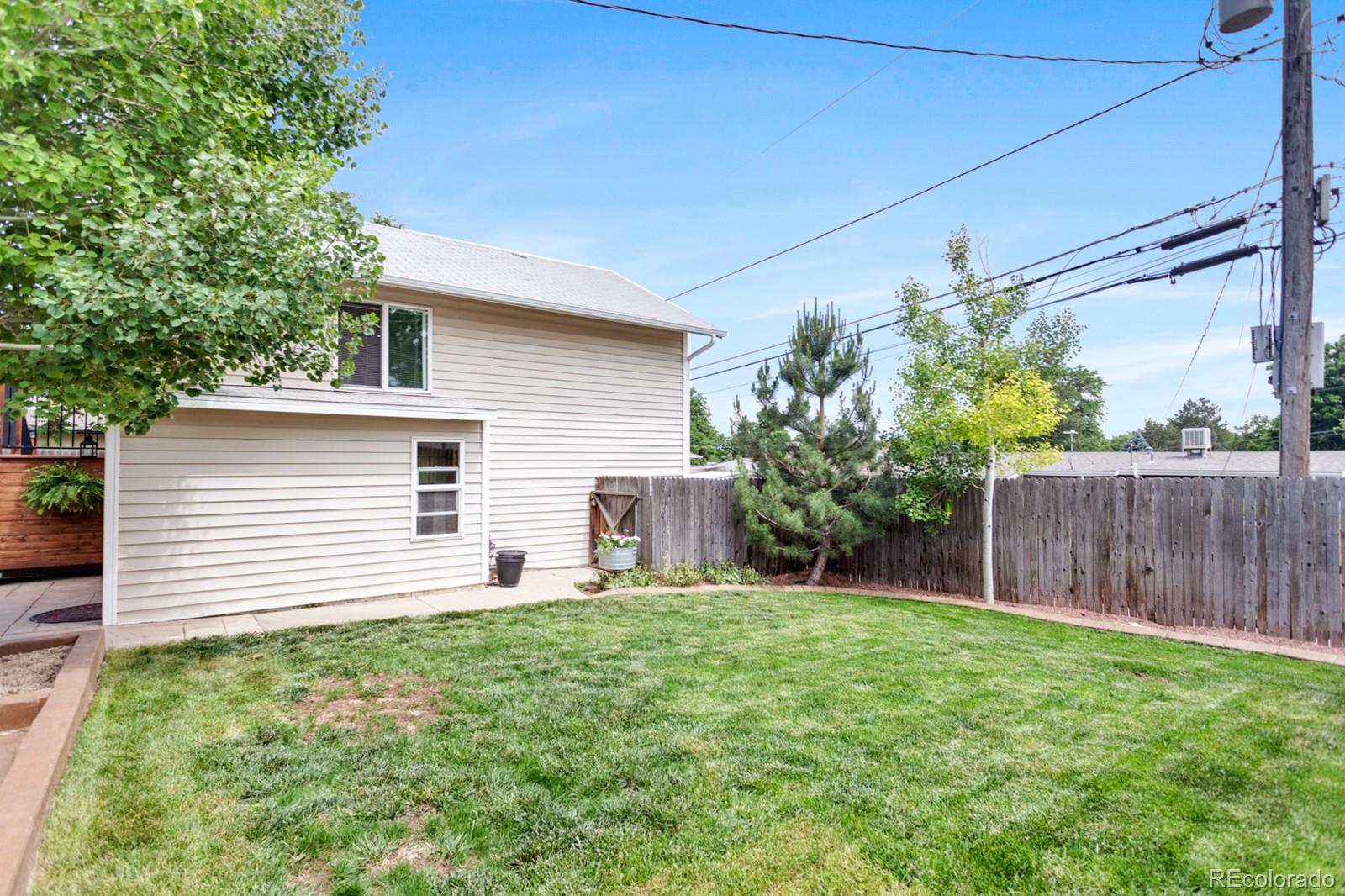 250 W Midway Boulevard