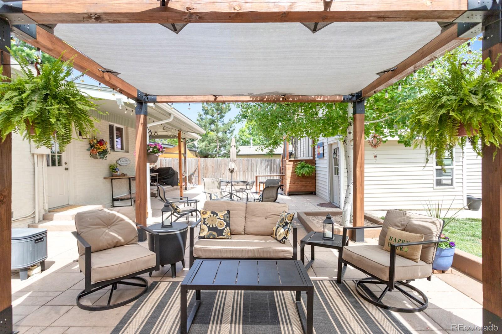 250 W Midway Boulevard