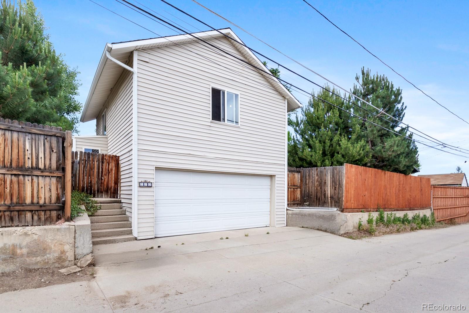 250 W Midway Boulevard